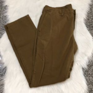 4/$20 old navy 32x32 pants